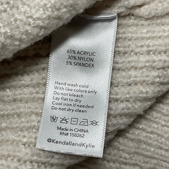 Kendall + Kylie Knit Cream Sweater‎ Size Small P8 - Picture 4 of 4
